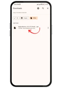 File Manager app showing the Alight Motion Mod APK stored inside the Downloads folder.
